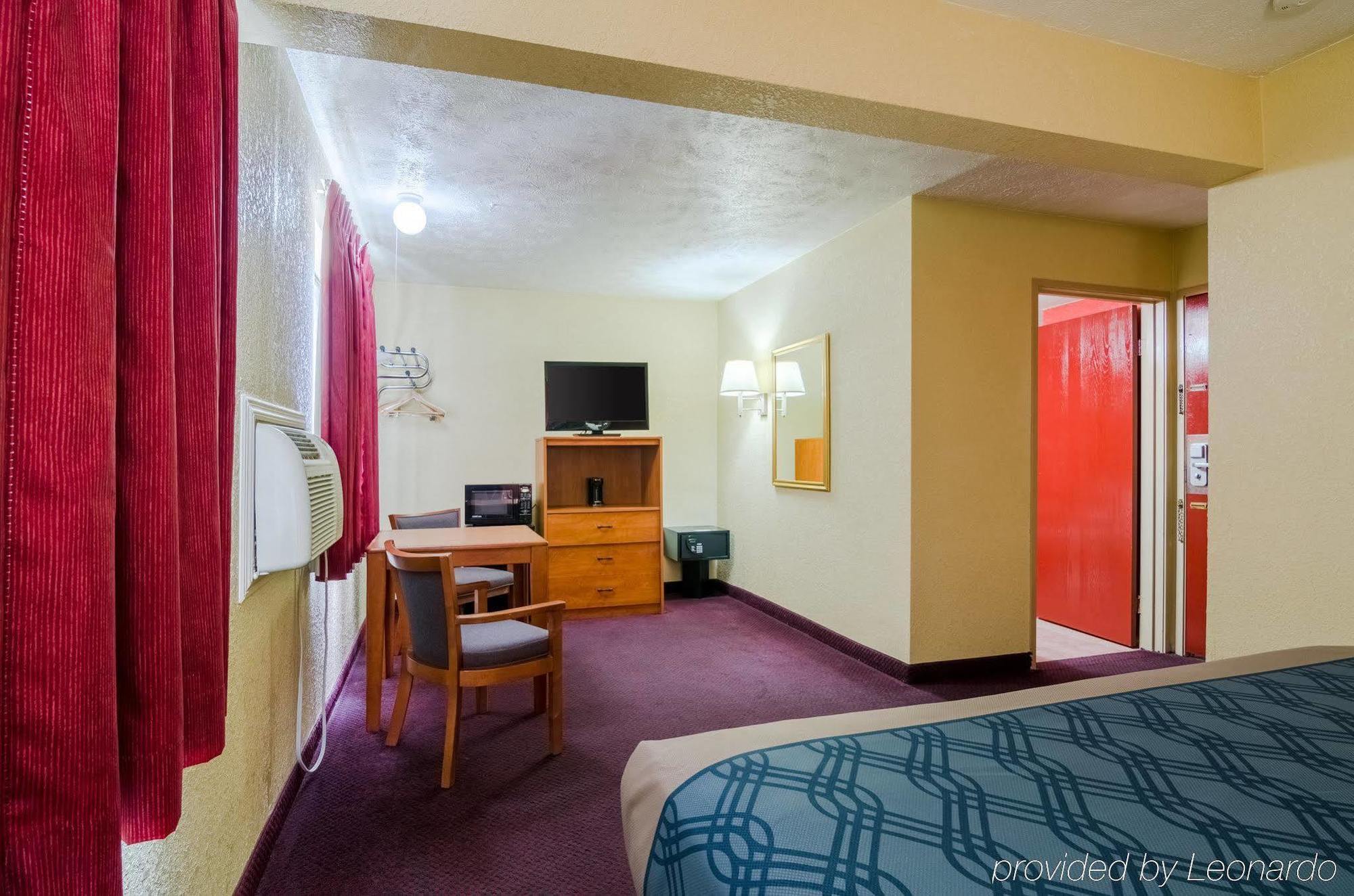 Econo Lodge Ottawa Exteriör bild