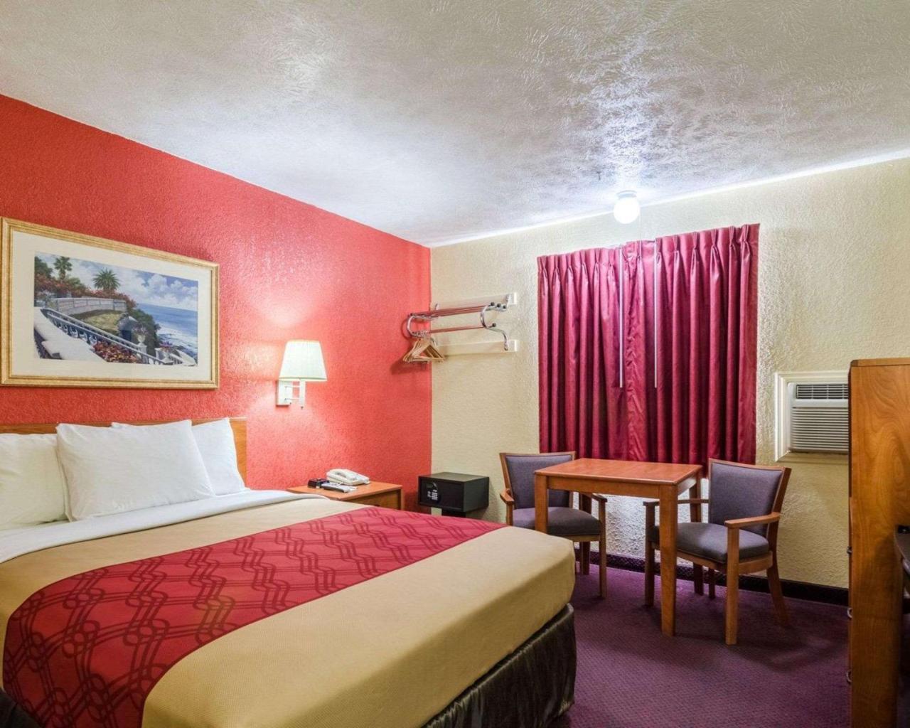 Econo Lodge Ottawa Exteriör bild