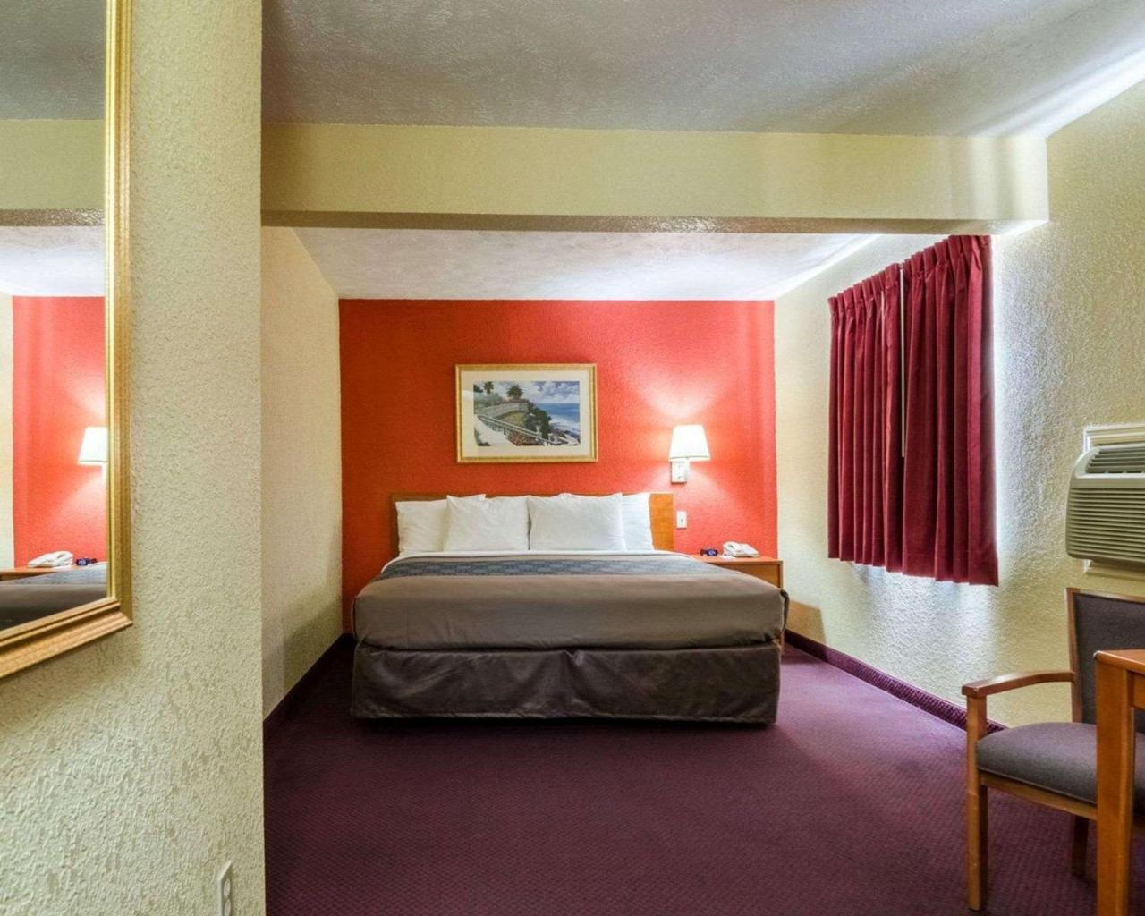 Econo Lodge Ottawa Exteriör bild
